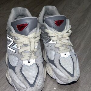 New Balance 990v5 Gray Sneakers